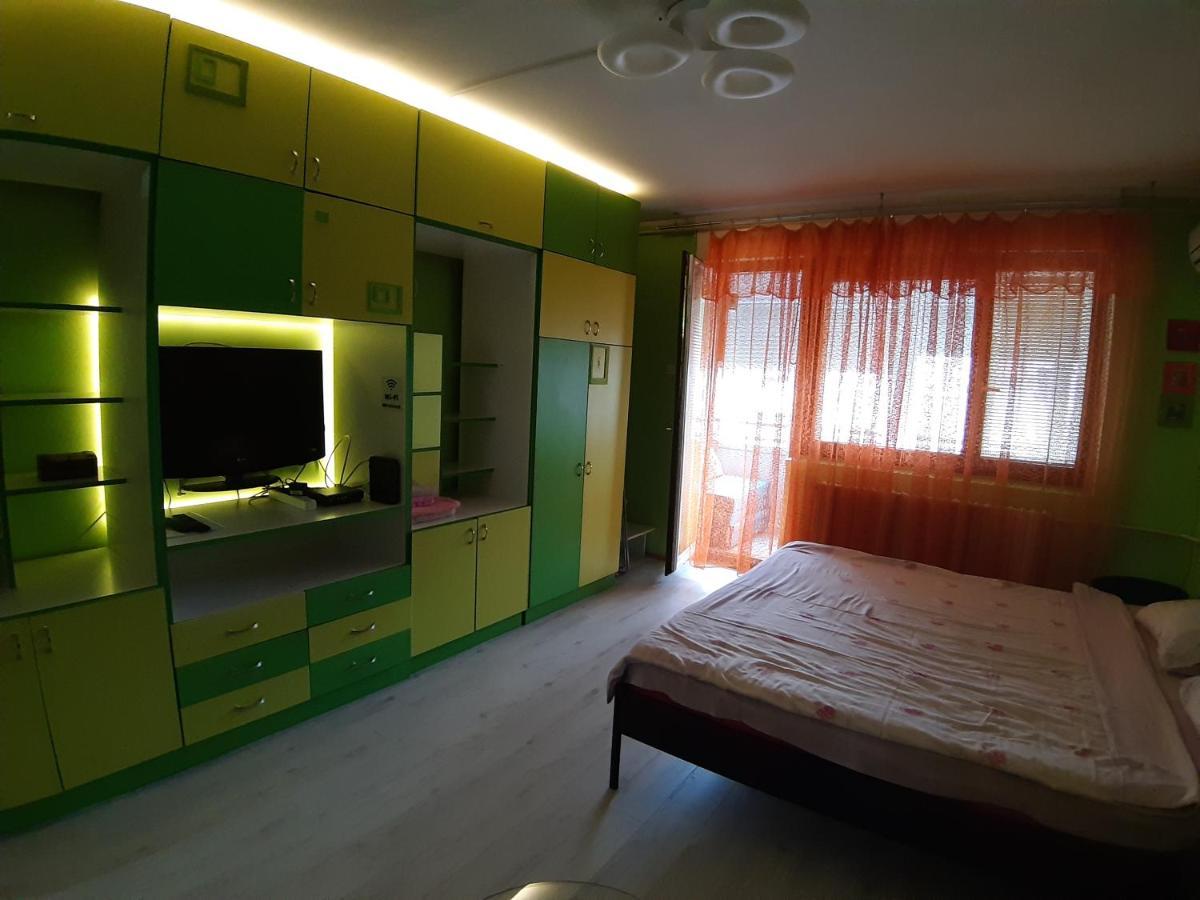 Apartment Adela Пожареваць Екстер'єр фото
